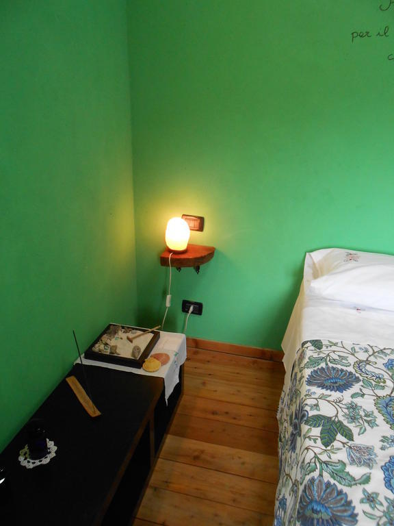 Azienda Agrituristica Risveglio Naturale Varese Ligure Værelse billede
